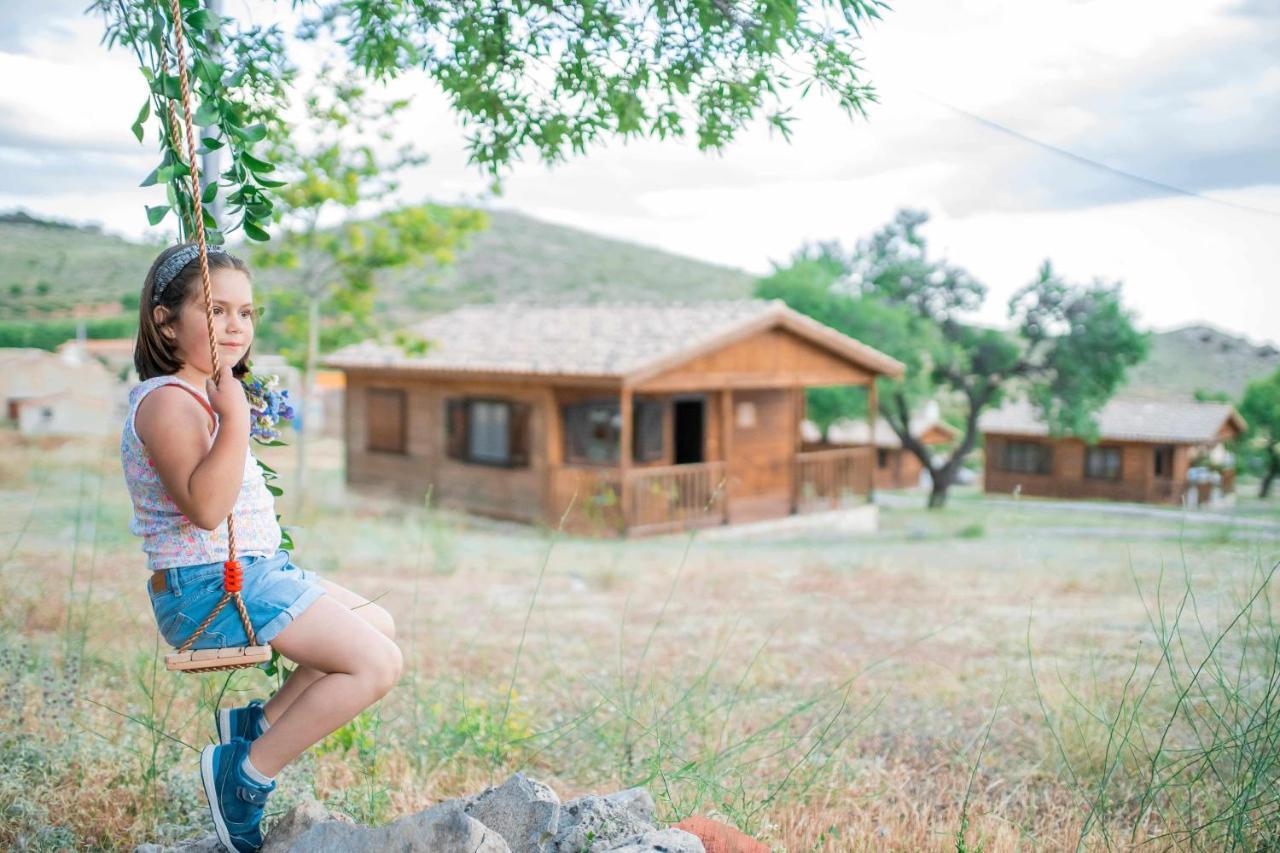 Aldea Los Odres - Cabanas De Madera De 1ª Con Piscina Privada Y Bbq En La Puerta Moratalla  Bagian luar foto