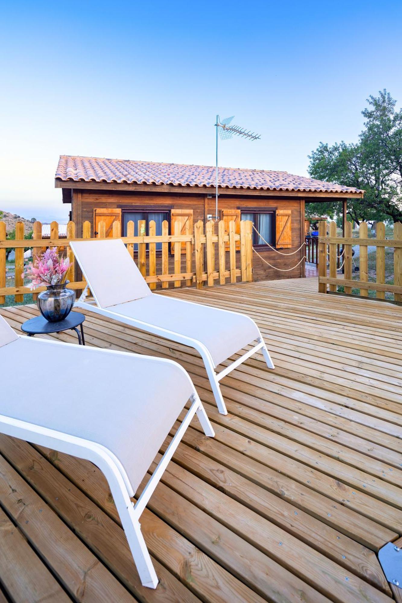 Aldea Los Odres - Cabanas De Madera De 1ª Con Piscina Privada Y Bbq En La Puerta Moratalla  Bagian luar foto